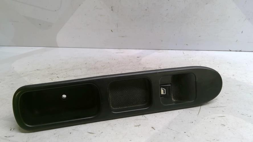 Image Interrupteur de leve vitre avant droit - PEUGEOT 307