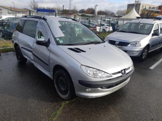 Image Platine feu arriere droit - PEUGEOT 206