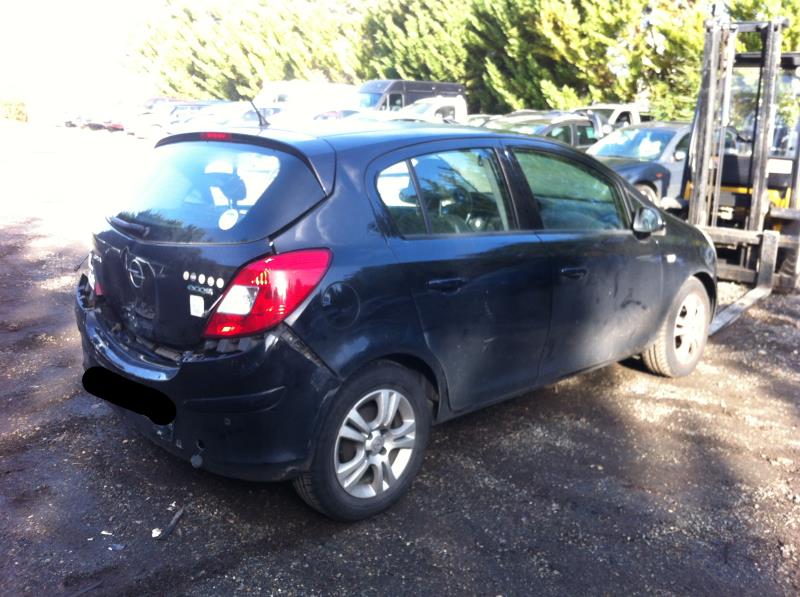 Image Autoradio d'origine - OPEL CORSA D