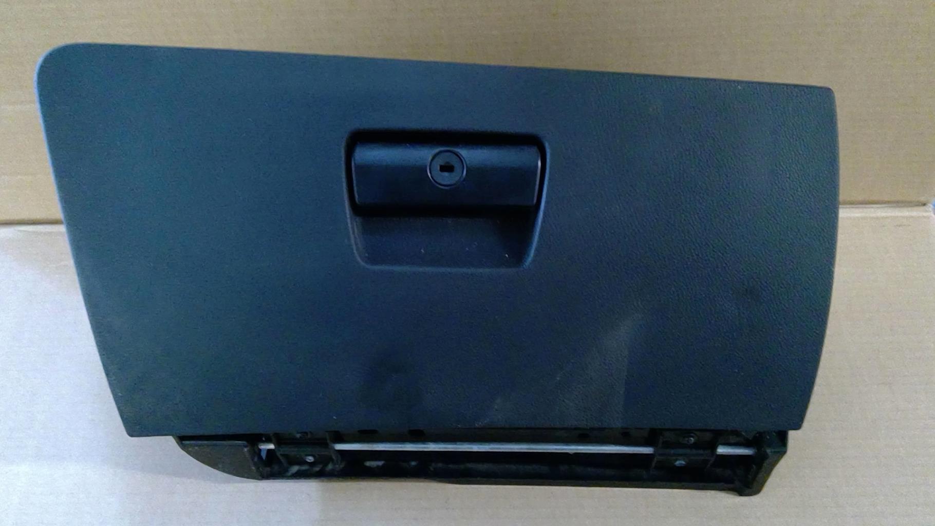 Boite a gants BMW SERIE 3 E91 TOURING PHASE 1 BREAK Diesel - 1