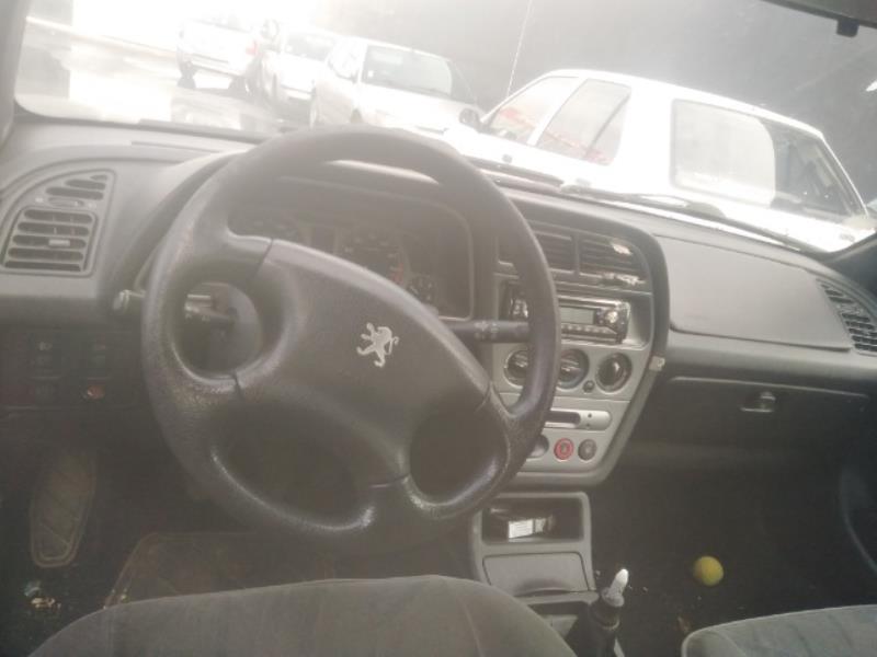 Image Ceinture avant droit - PEUGEOT 306