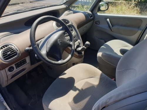 Image Anti brouillard gauche (feux) - CITROEN XSARA PICASSO