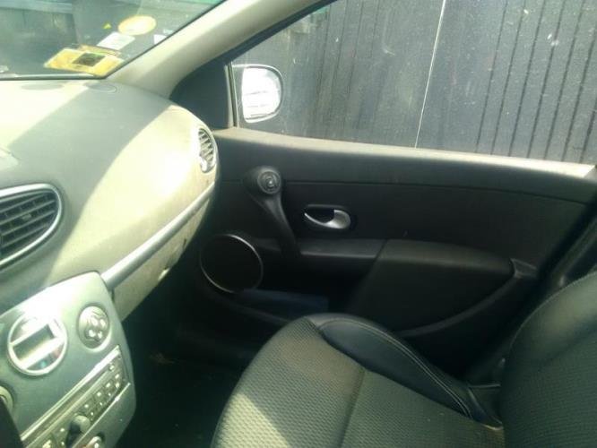 Image Leve vitre electrique arriere droit - RENAULT CLIO 3