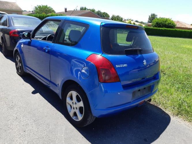Image Feu arriere principal droit (feux) - SUZUKI SWIFT 3