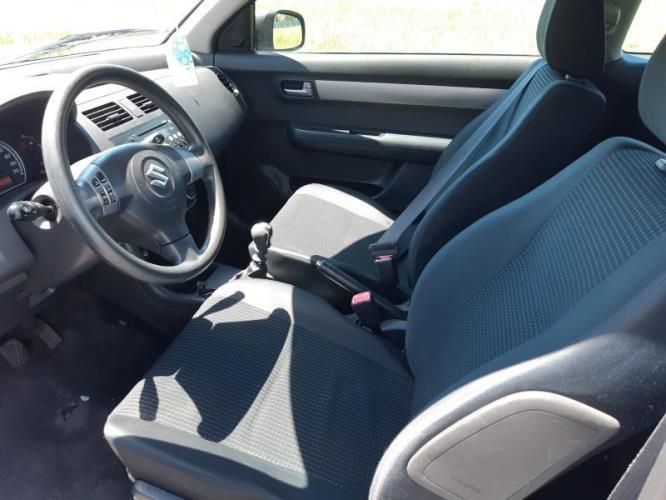 Image Feu arriere principal droit (feux) - SUZUKI SWIFT 3