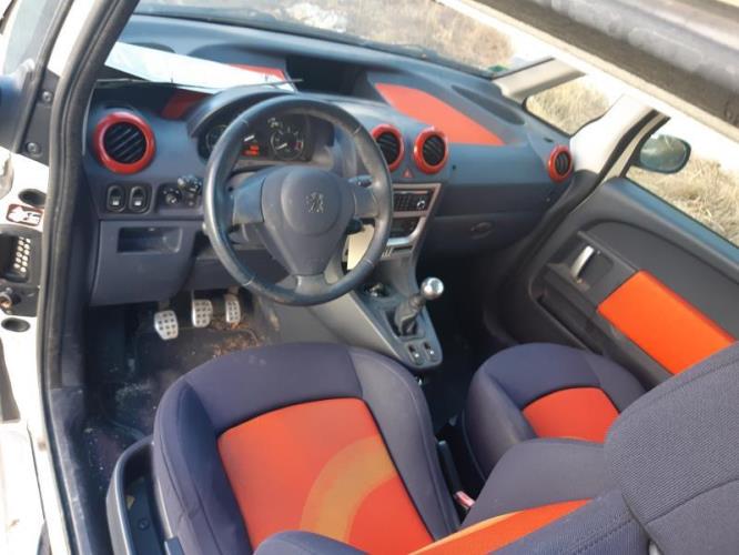 Image Anti brouillard gauche (feux) - PEUGEOT 1007