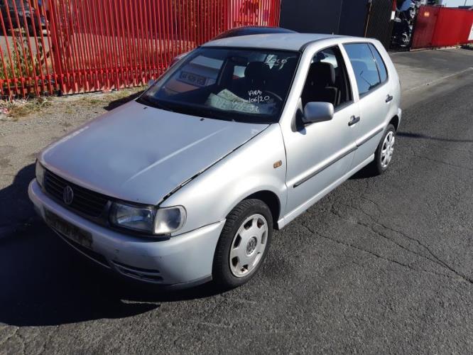 Image Verin de coffre - VOLKSWAGEN POLO 3