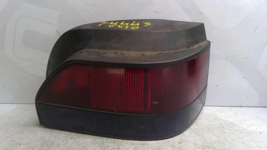 Image Feu arriere principal droit (feux) - RENAULT CLIO 1