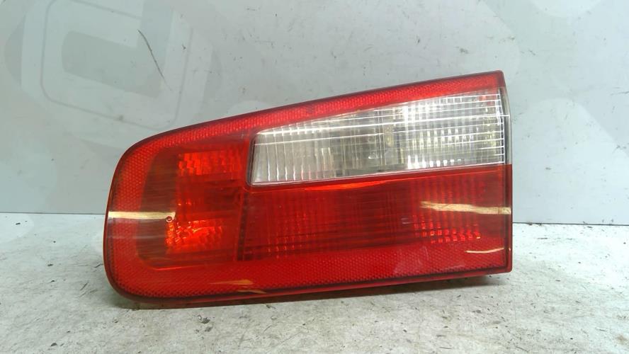 Image Feu arriere secondaire droit (feux) - RENAULT LAGUNA 2