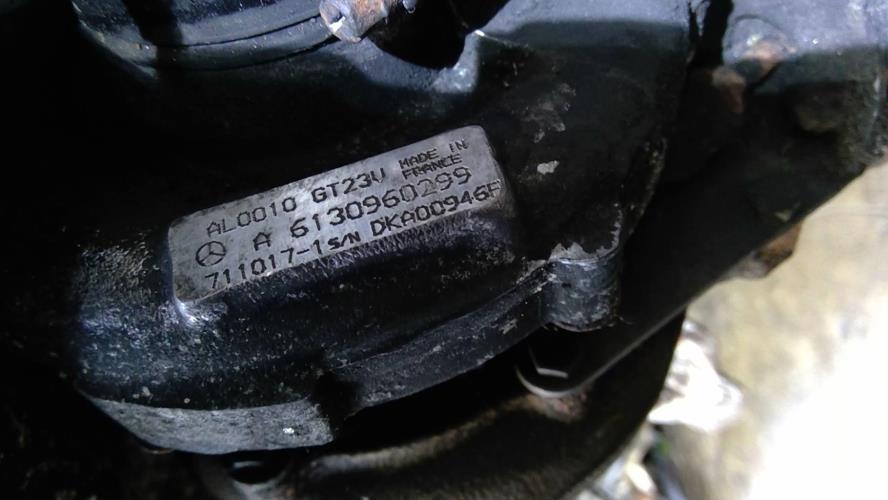 Image Moteur - MERCEDES CLASSE E 210