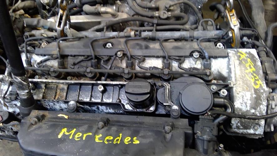 Image Moteur - MERCEDES CLASSE E 210