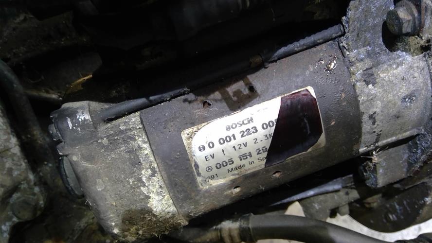Image Moteur - MERCEDES CLASSE E 210