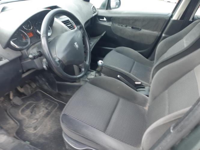 Image Feu arriere principal droit (feux) - PEUGEOT 207