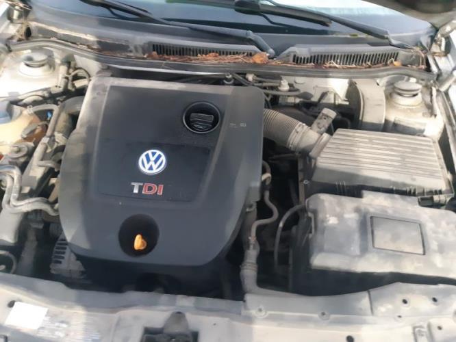 Image Feu arriere principal gauche (feux) - VOLKSWAGEN BORA