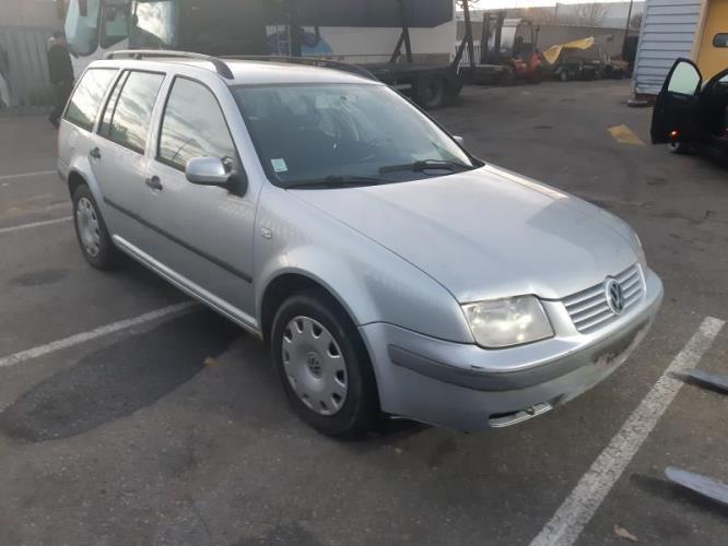 Image Feu arriere principal gauche (feux) - VOLKSWAGEN BORA