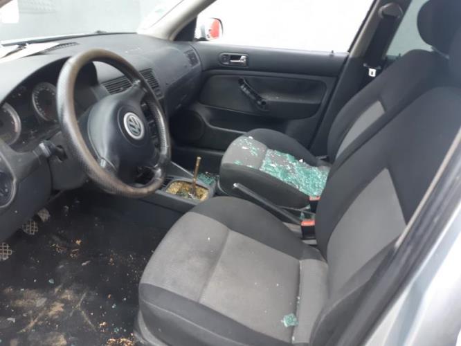 Image Verin de coffre - VOLKSWAGEN GOLF 4