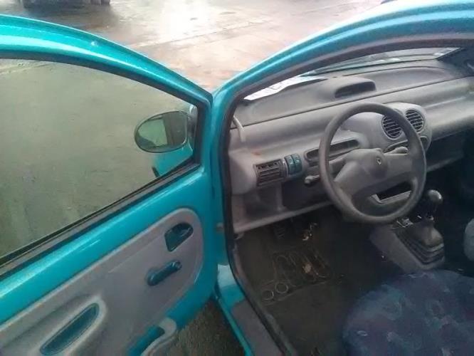 Image Pare choc avant - RENAULT TWINGO 1