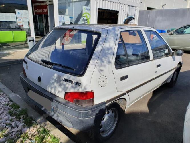 Image Optique avant principal droit (feux)(phare) - PEUGEOT 106