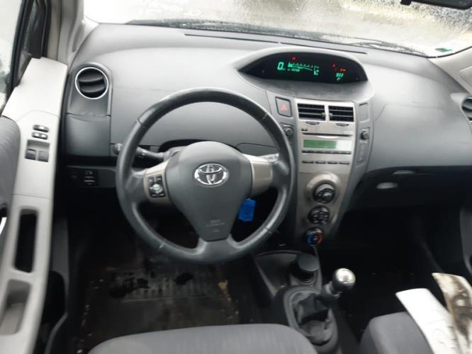 Image Leve vitre electrique avant gauche - TOYOTA YARIS 2