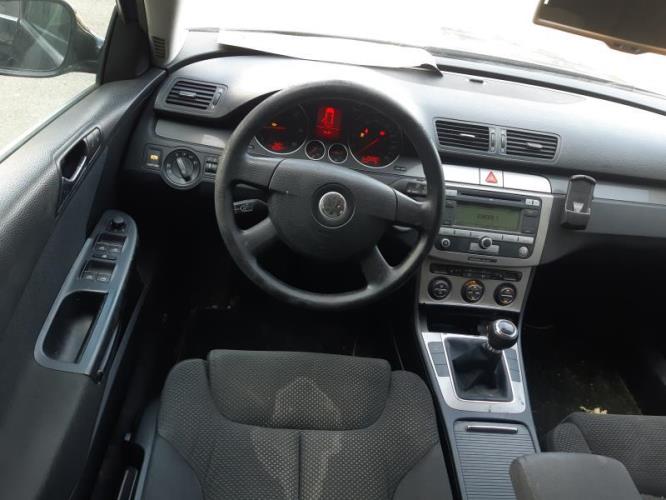 Image Poignee porte arriere gauche - VOLKSWAGEN PASSAT 5