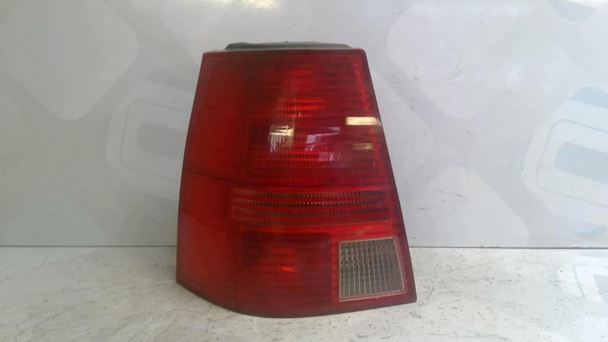 Image Feu arriere principal gauche (feux) - VOLKSWAGEN BORA