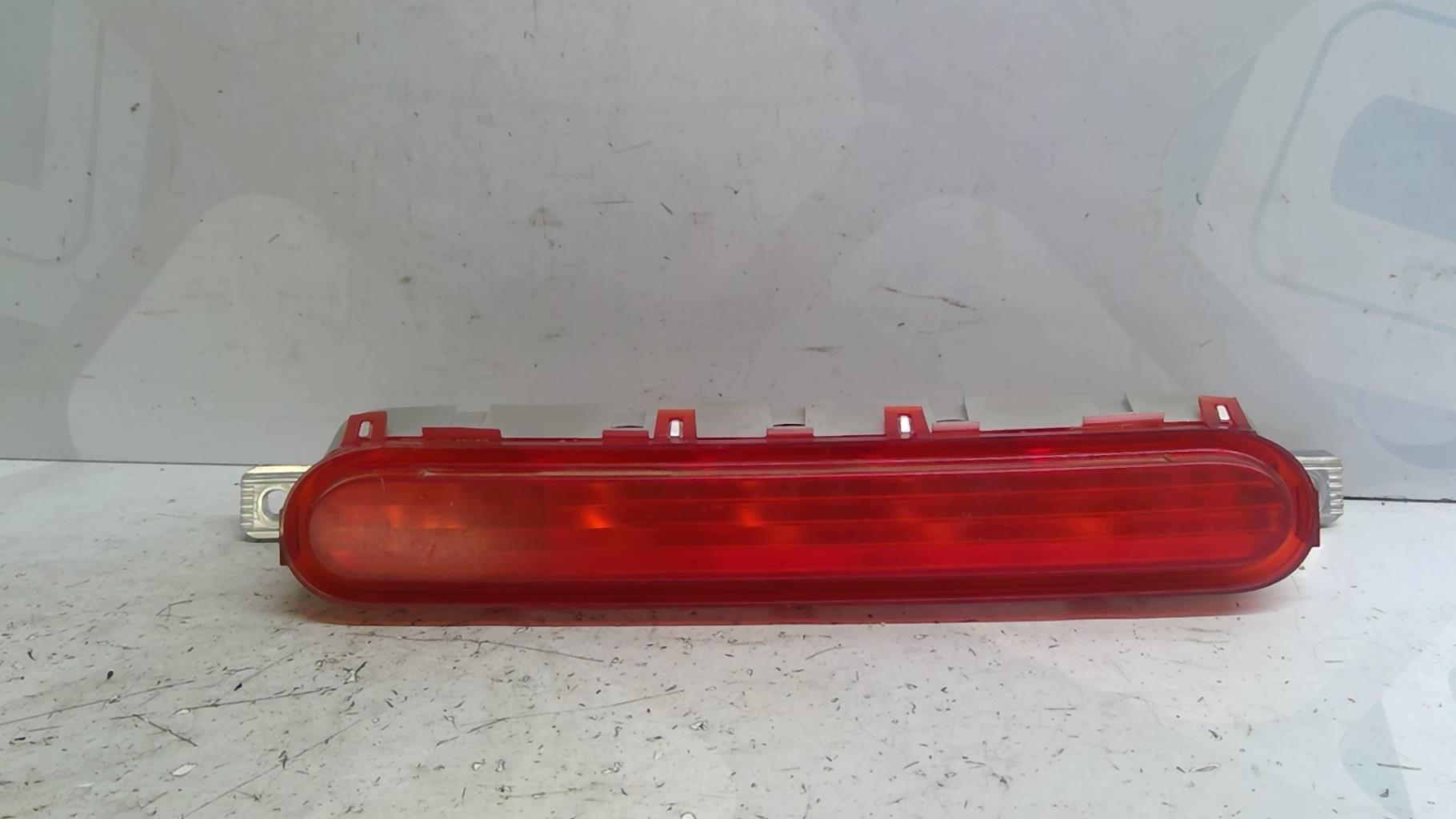 Luce stop centrale TOYOTA COROLLA VERSO 2 PHASE 1 Gasolina - 1