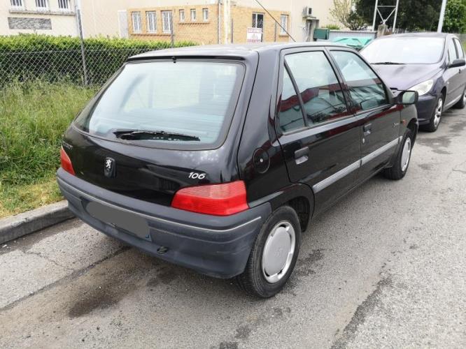 Image Feu arriere principal droit (feux) - PEUGEOT 106