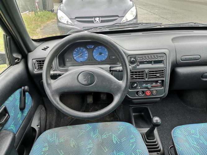 Image Feu arriere principal droit (feux) - PEUGEOT 106