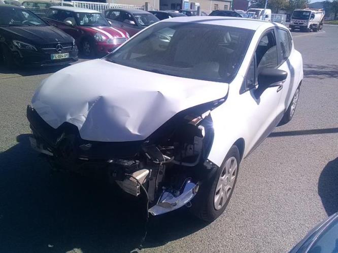Image Feu arriere secondaire gauche (feux) - RENAULT CLIO 4