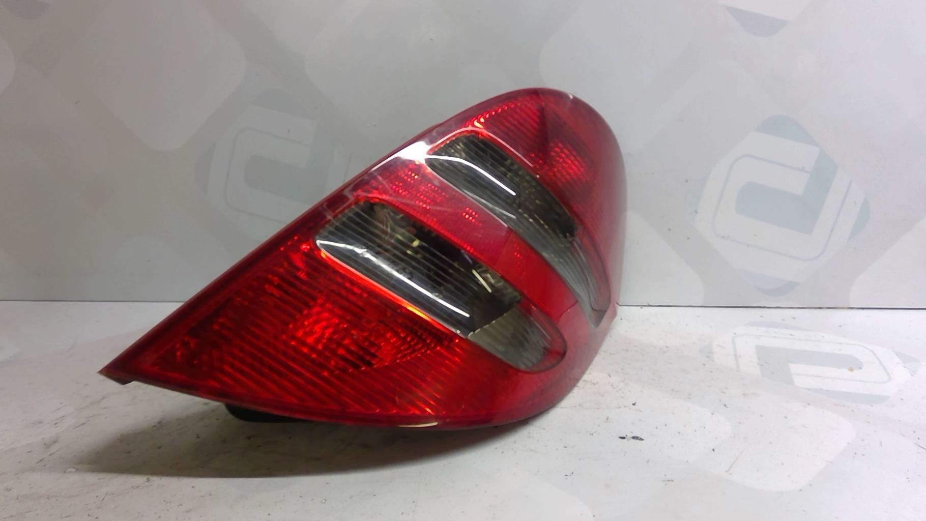 Fanale posteriore principale destro (luci) MERCEDES CLASSE A 169 PHASE 1 Gasolina - 1