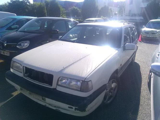 Image Cremaillere assistee - VOLVO 850