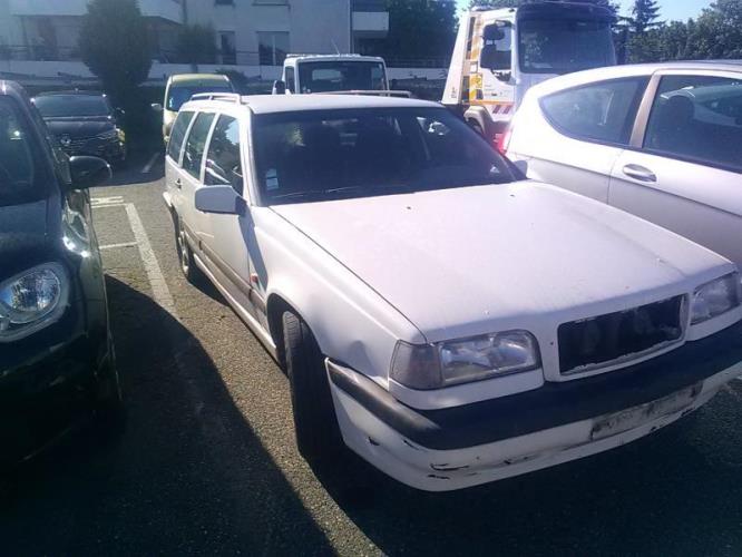 Image Cremaillere assistee - VOLVO 850