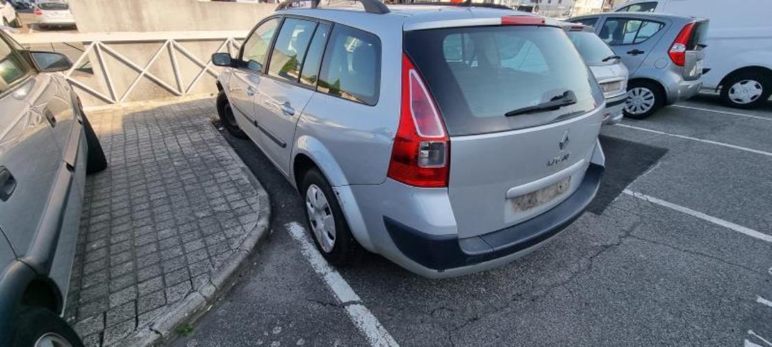 Image Feu arriere principal gauche (feux) - RENAULT MEGANE 2