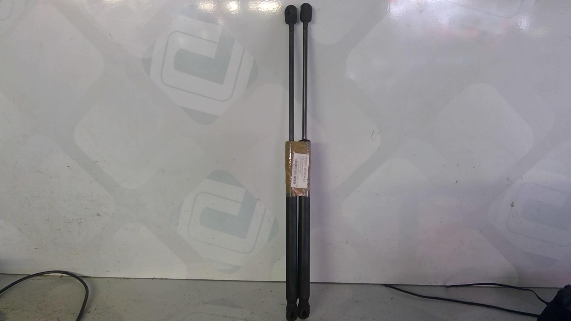 Verin de coffre VOLKSWAGEN GOLF PLUS PHASE 1 Diesel - 1