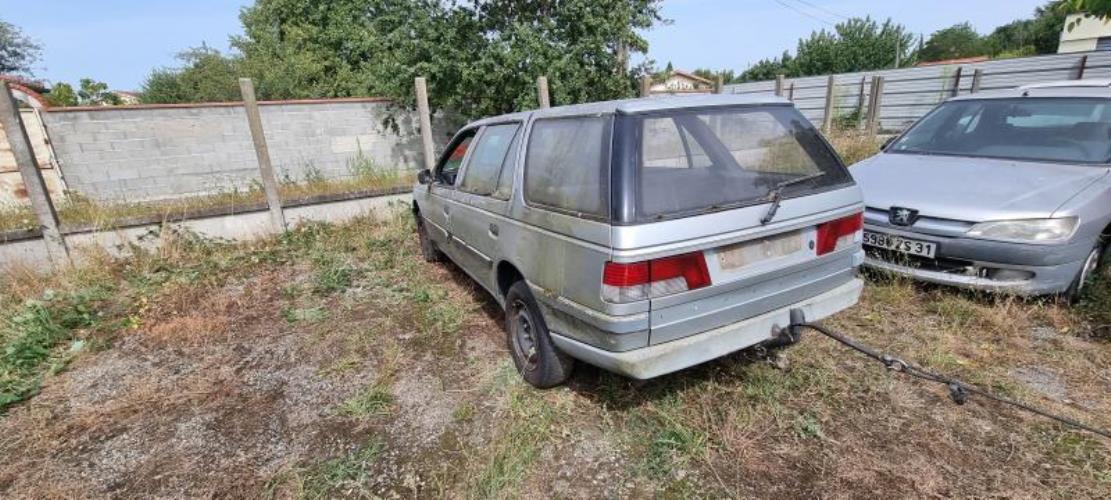 Image Interrupteur de leve vitre avant gauche - PEUGEOT 405