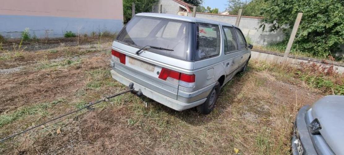 Image Interrupteur de leve vitre avant gauche - PEUGEOT 405