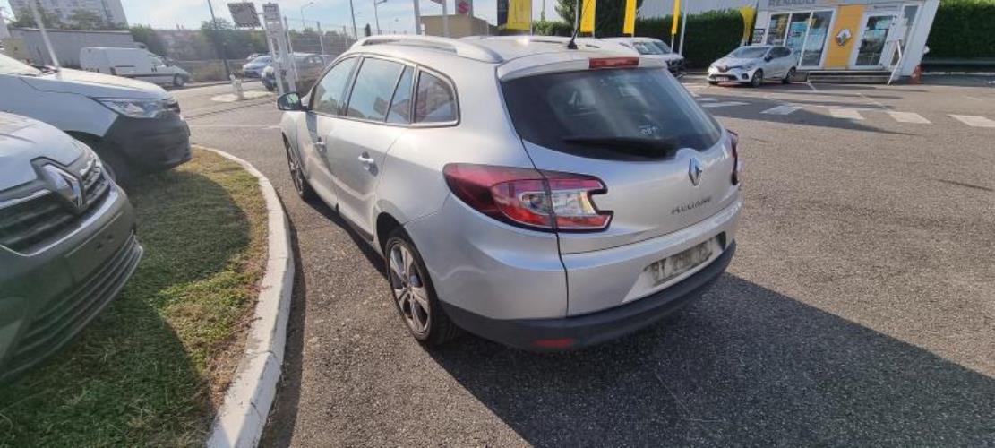 Image Feu arriere secondaire droit (feux) - RENAULT MEGANE 3