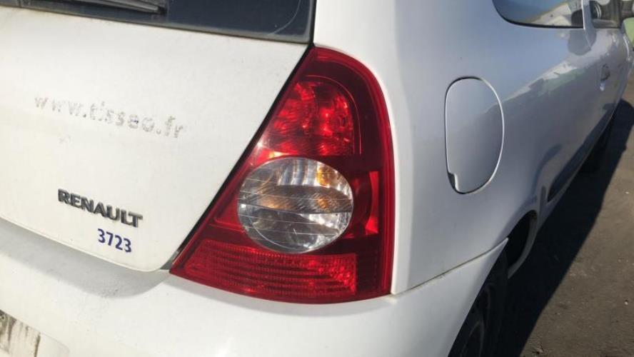 Image Feu arriere principal droit (feux) - RENAULT CLIO 2 CAMPUS