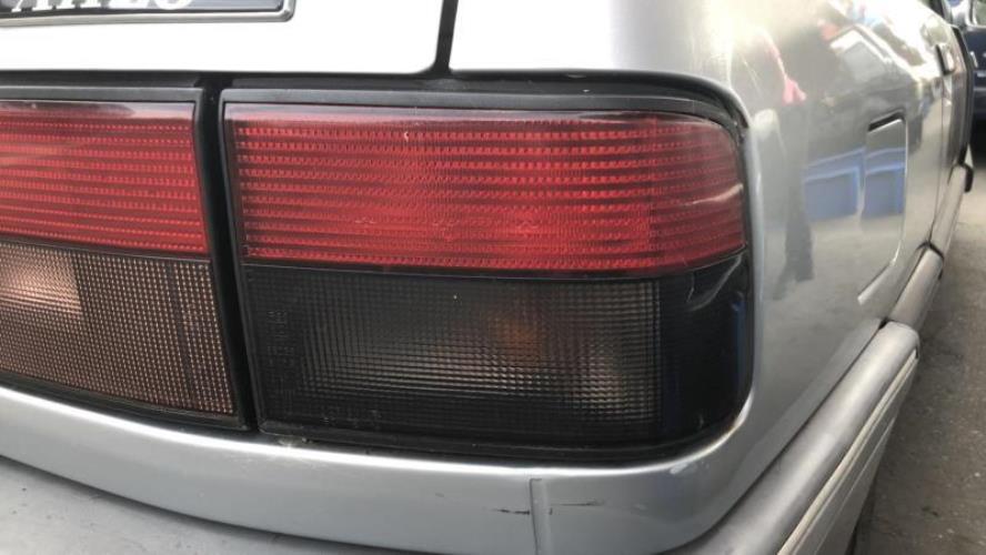 Image Feu arriere principal droit (feux) - RENAULT R21