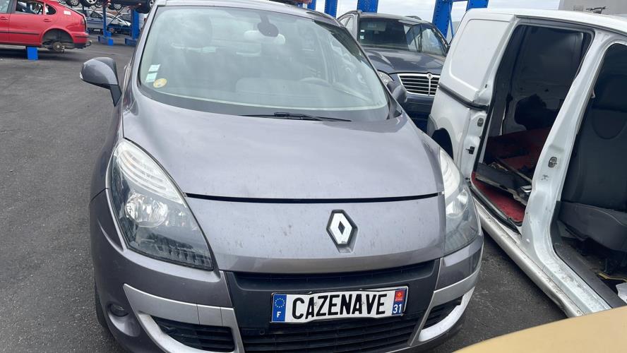 Image Interrupteur de leve vitre arriere droit - RENAULT SCENIC 3