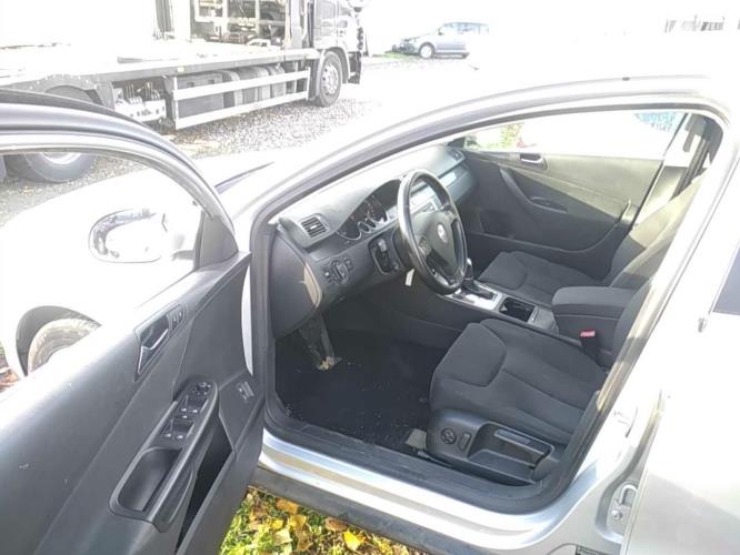 Image Autoradio d'origine - VOLKSWAGEN PASSAT 5