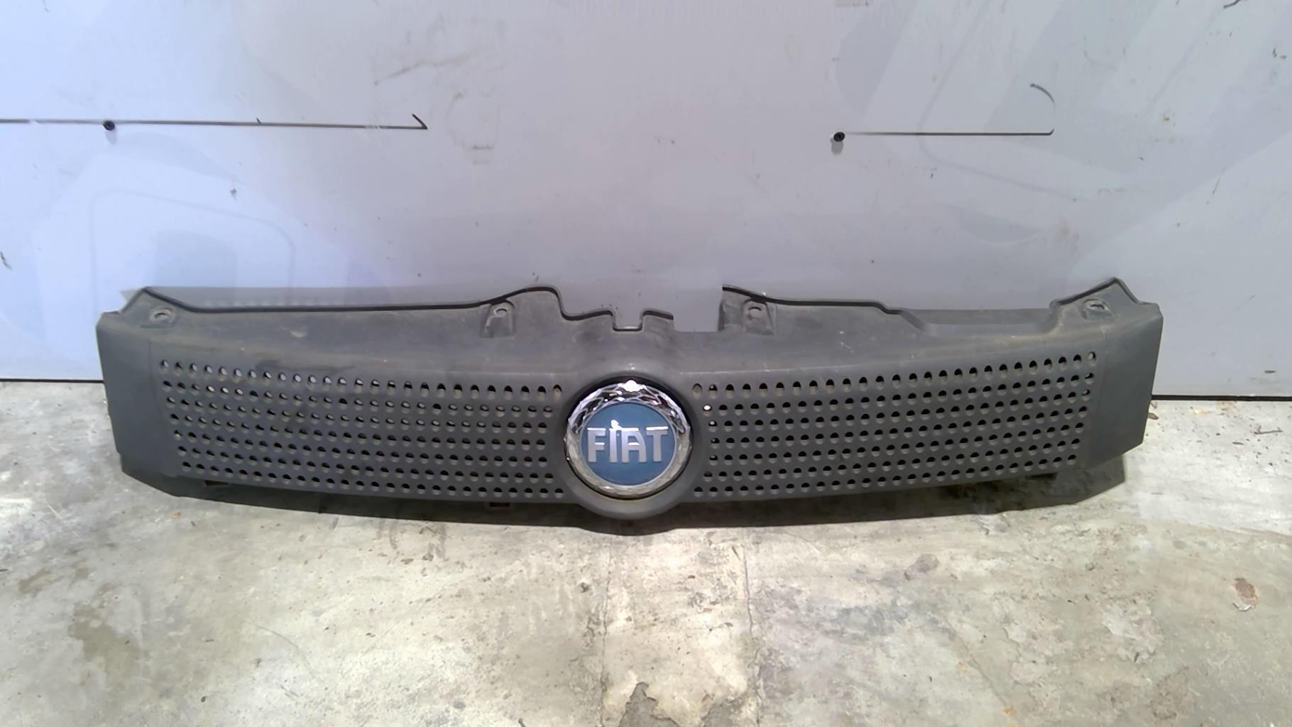 Calandre FIAT PANDA 2 PHASE 1 Essence - 1