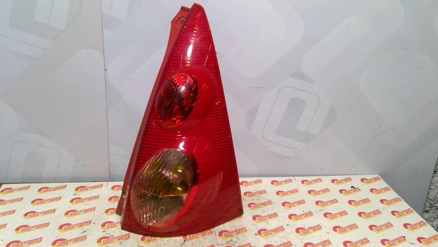 Image Feu arriere principal droit (feux) - PEUGEOT 107