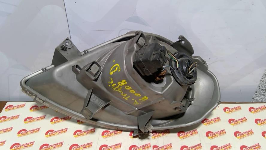 Image Optique avant principal droit (feux)(phare) - RENAULT TRAFIC 2