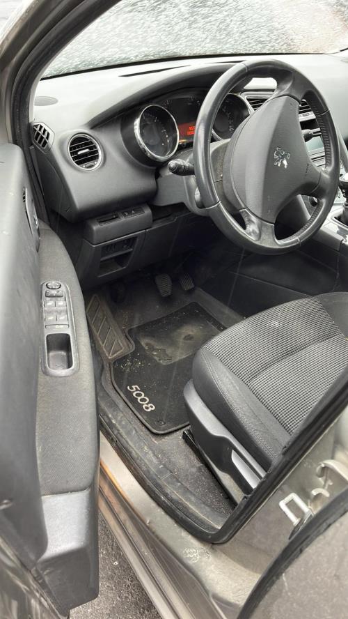 Image Boite de vitesses - PEUGEOT 5008 1