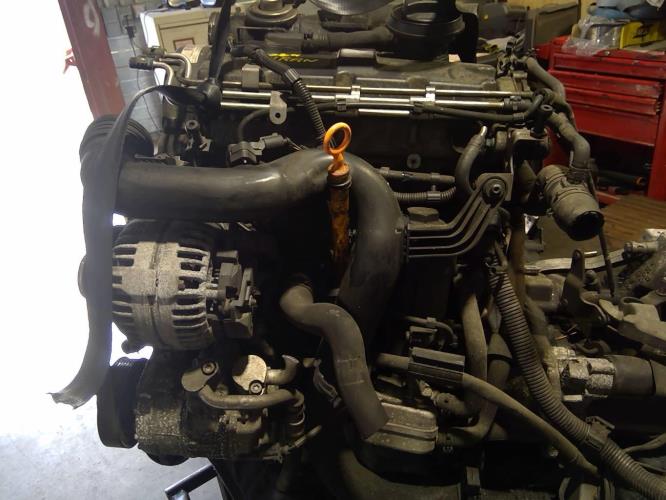 Image Moteur - VOLKSWAGEN TOURAN 1