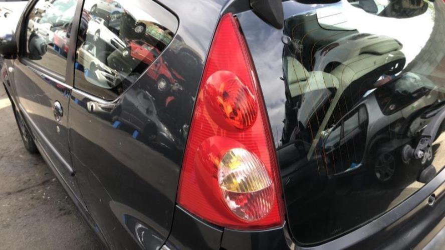 Image Feu arriere principal gauche (feux) - PEUGEOT 107