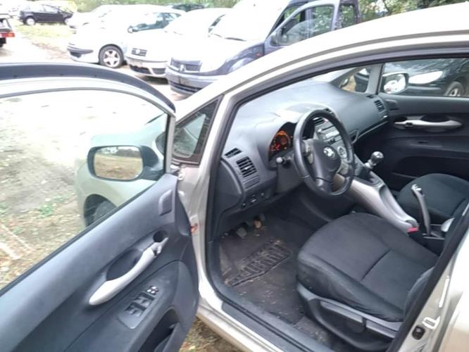 Image Anti brouillard droit (feux) - TOYOTA AURIS 1
