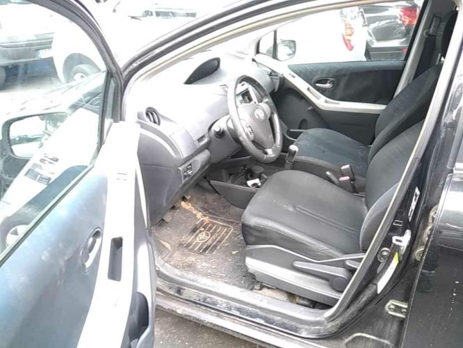 Image Moteur - TOYOTA YARIS 2