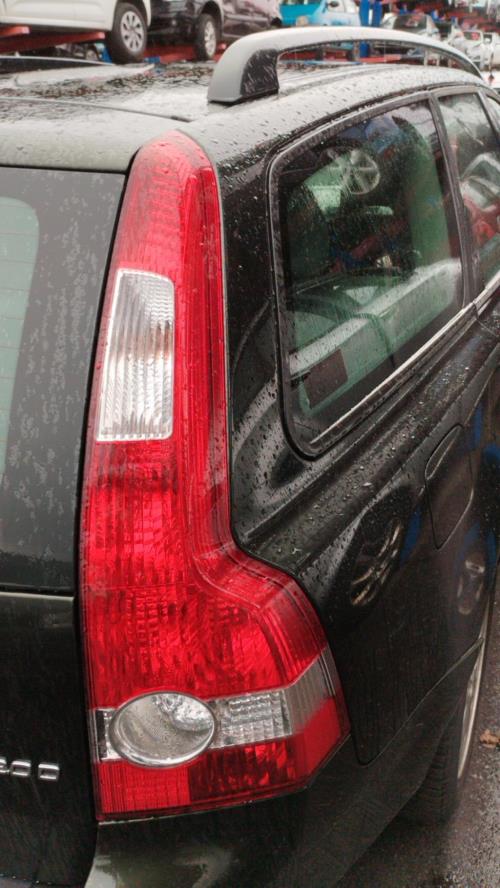 Image Feu arriere principal droit (feux) - VOLVO V 50